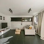 Apartamento Casa Moderna Con Giardino Roma