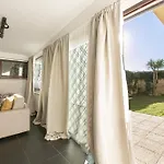 Casa Moderna Con Giardino *
