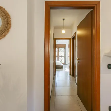 Casa Moderna Con Giardino Rome