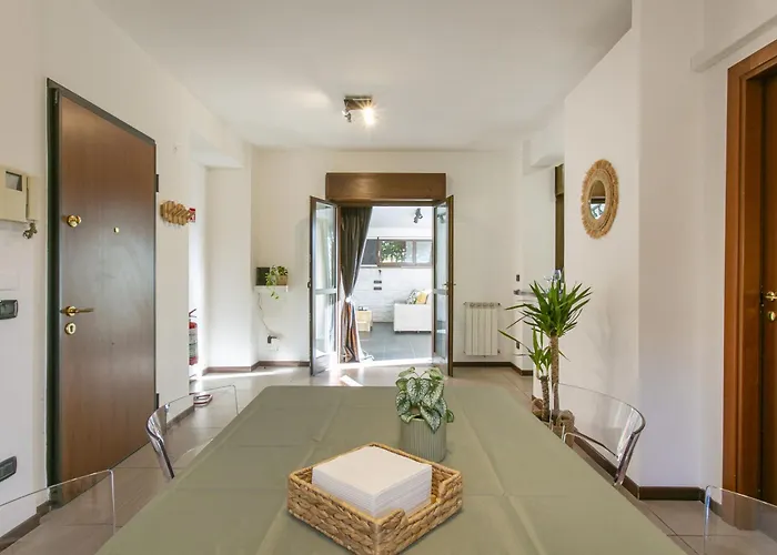 Casa Moderna Con Giardino *