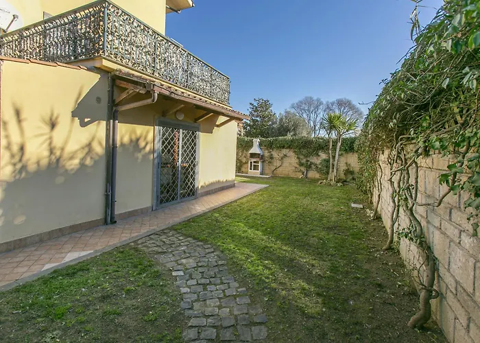 Casa Moderna Con Giardino Apartamento *