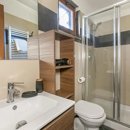 Apartamento Casa Moderna Con Giardino *