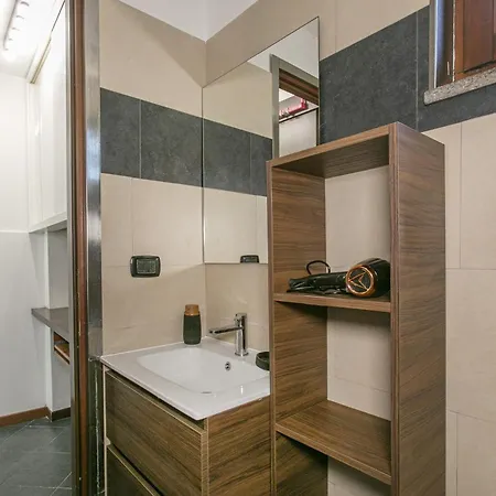 Casa Moderna Con Giardino Roma